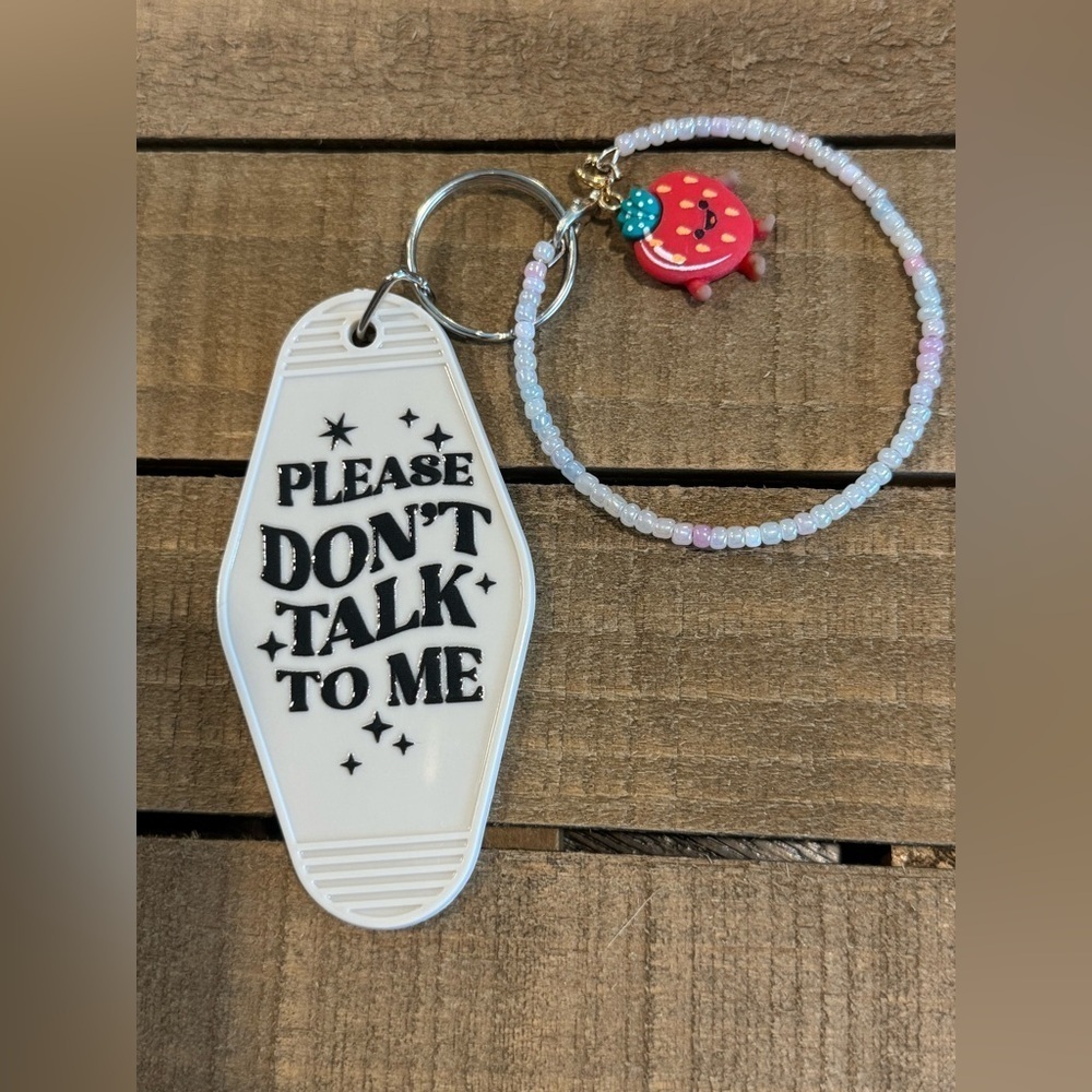 White Keychain with Beaded Bracelet